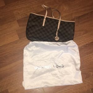 The Michael Kors jet set tote.